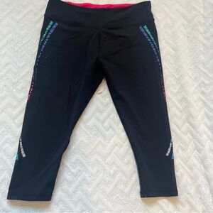 Women's Kyodon Black Workout Capris Size L 12-14